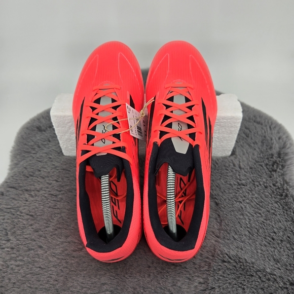 New adidas F50 League TF Men\'s Soccer Shoes Size 11 main image 4